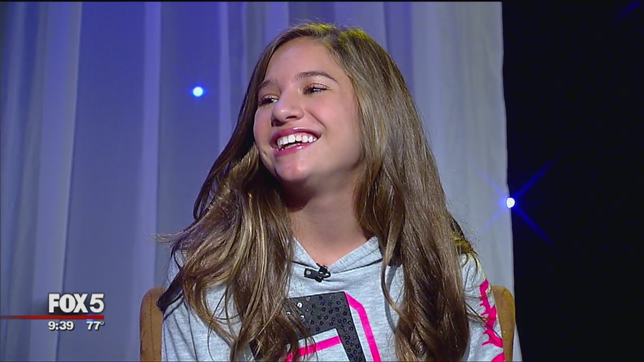 Mackenzie Ziegler Fashion Show