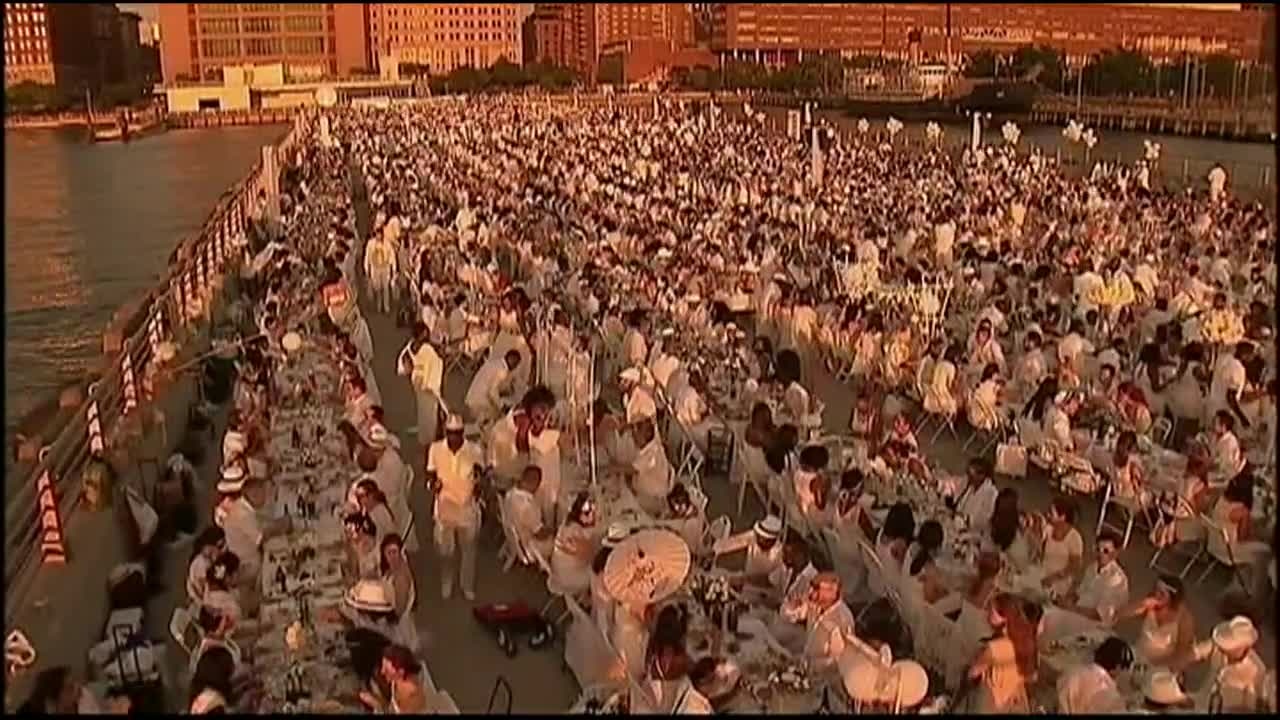 Good Day Cafe: 'Diner en Blanc'