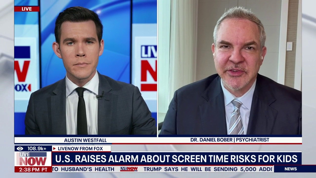 U.S. raises alarm about screen time risks for kids