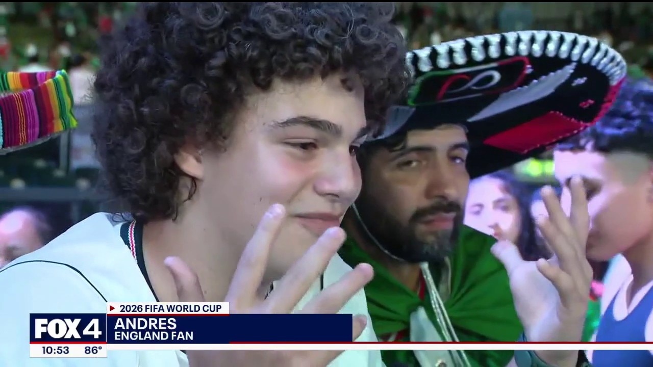 Fans at Dallas FIFA Fan Fest react to Mexico vs England