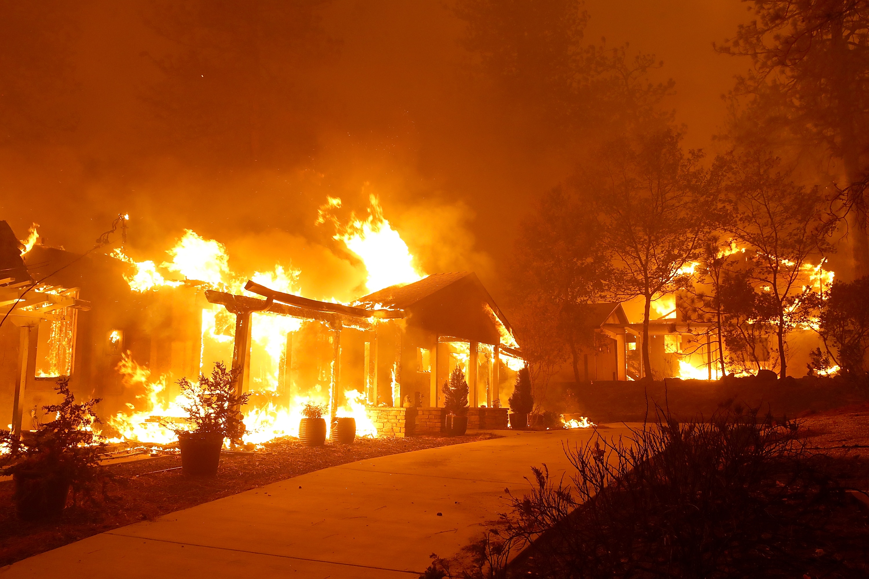 At least 5 people dead and 150,000 evacuated in California wildfires