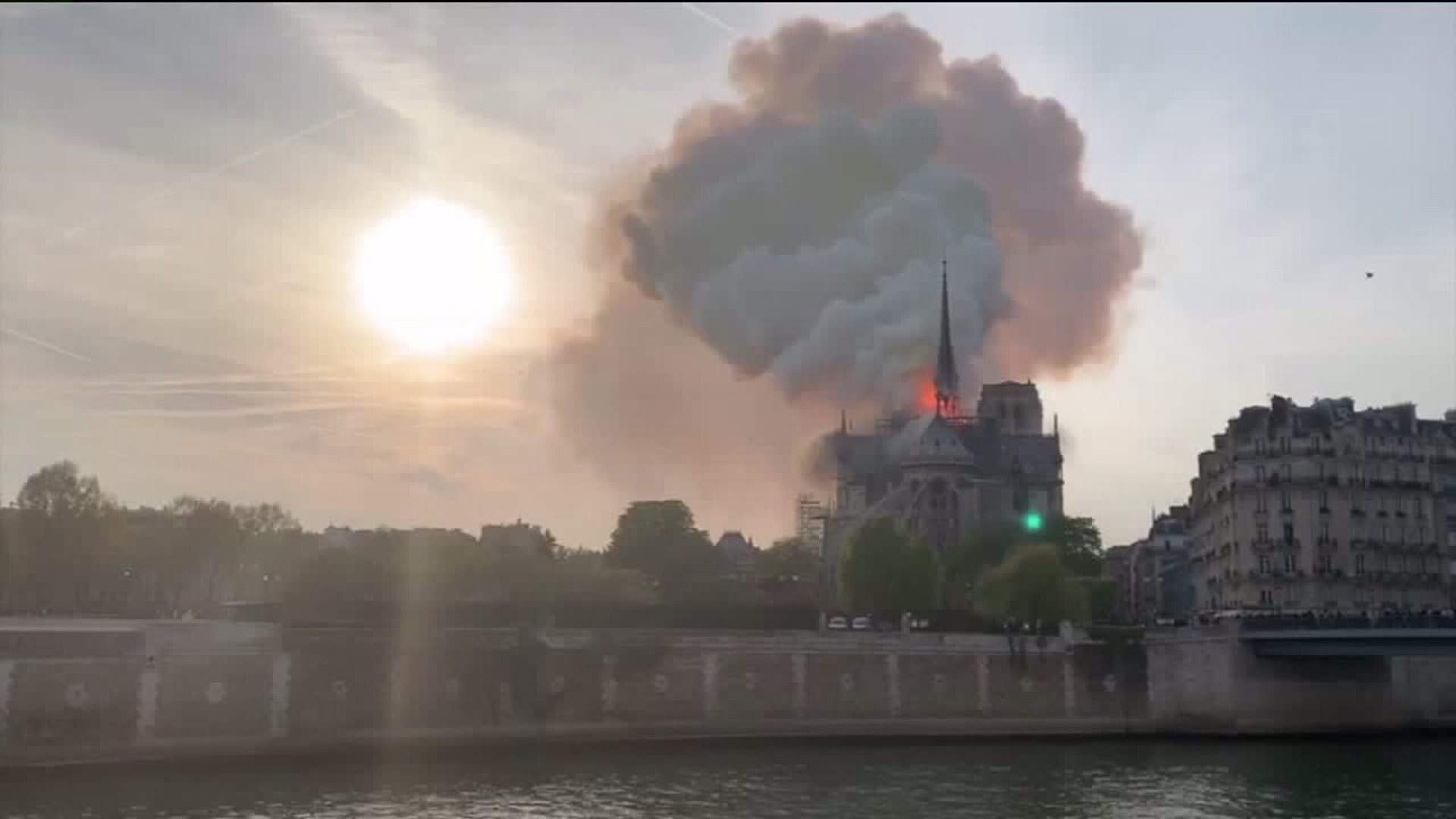 Western Washington reacts to Notre Dame fire
