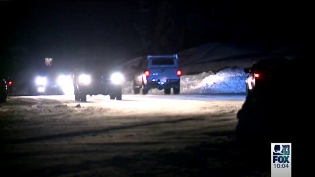 Heavy snow falls in Cascades; driving treacherous