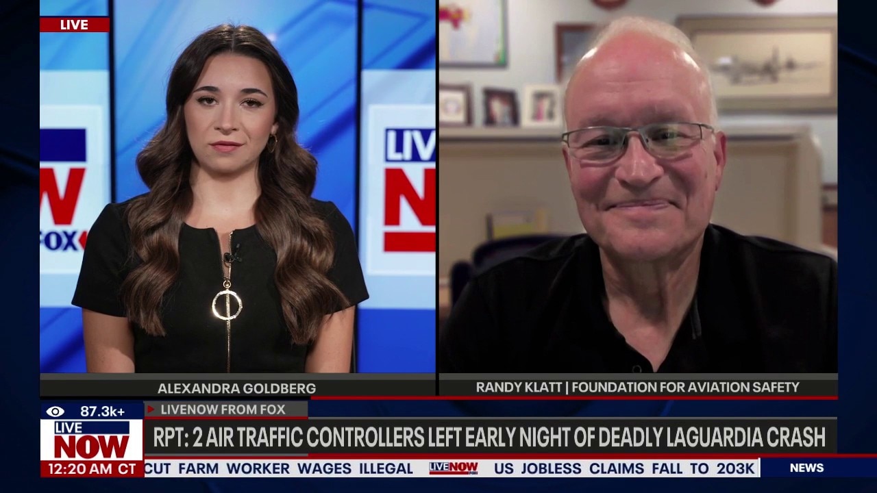 RPT: 2 controllers left early night of LaGuardia crash