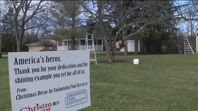 Saying thank you: Vietnam veteran's home is decorated for free for the holidays