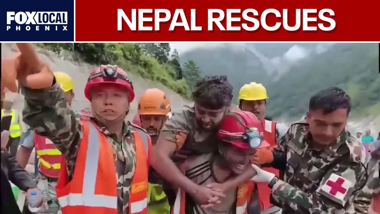 Nepal flood survivors rescued from tunnel after 10 days