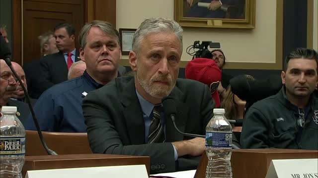 Jon Stewart lashes out at Congress