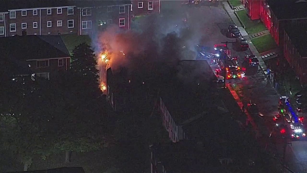 SkYFOX over scene of apartment fire on Webb Street
