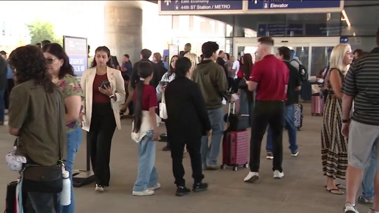 High schoolers head to D.C. for 'Civics Matters Arizona'