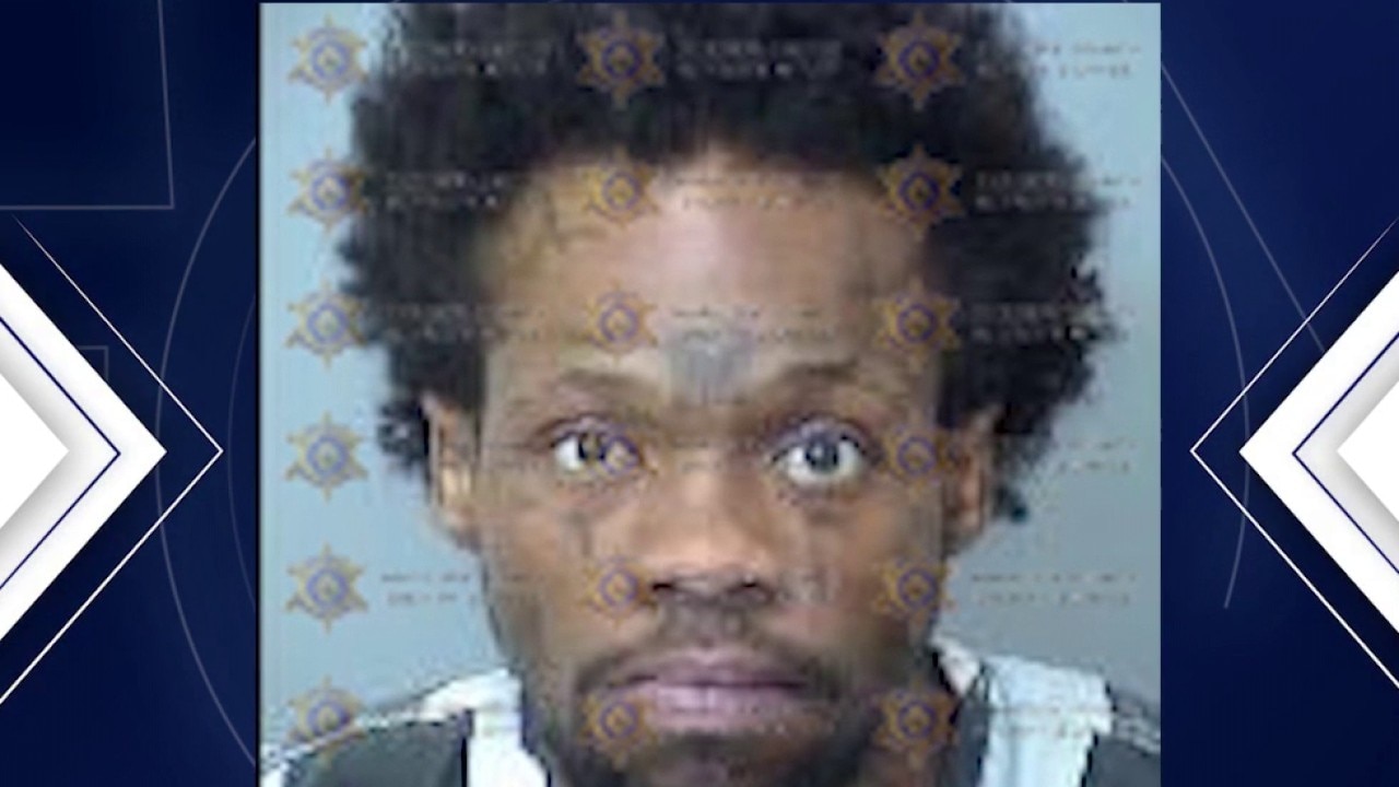 32-year-old suspect accused of killing man inside Phoenix home