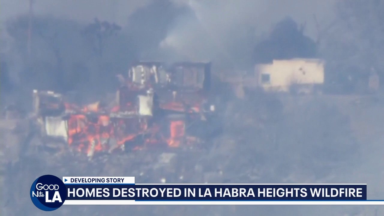 Homes burn down in La Habra Heights