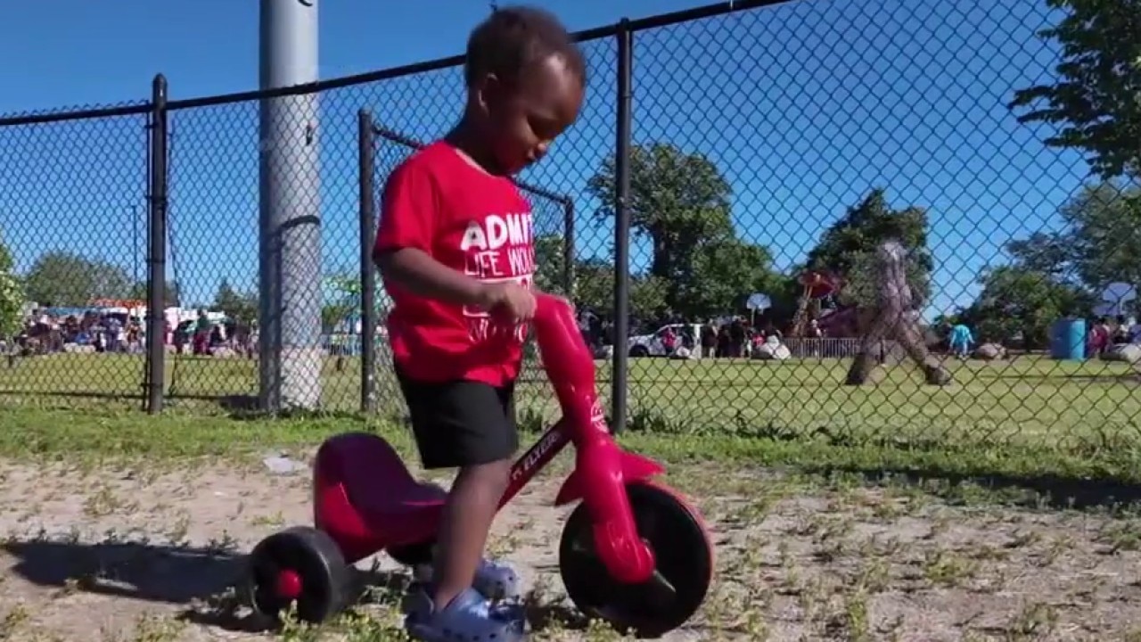 700 bicycles given away in Detroit as part of mayor's 'occupy the summer' event