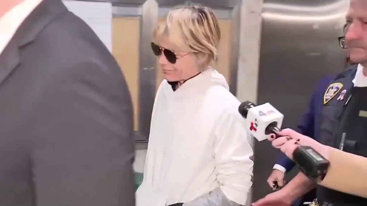 Selma Blair arrested after in-flight incident 