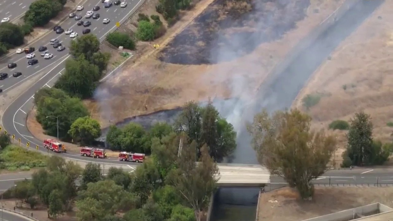 Fire breaks out near the 101, 405 Freeways