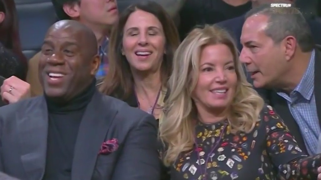 Mani Millss talks about Walk of Fame