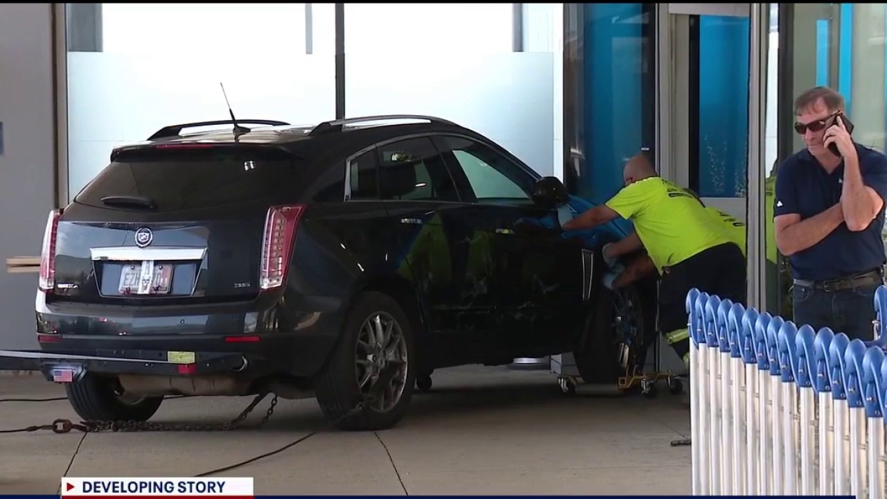Driver crashes into DTW Evans terminal, offers bizarre statement