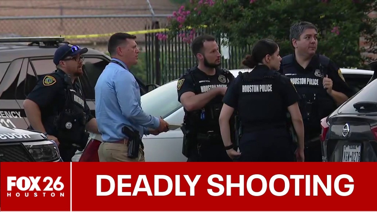 Woman killed, man critical in shooting in southwest Houston, murder-attempted suicide suspected