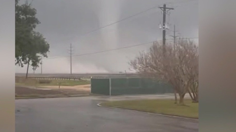Tornadoes tear through Texas