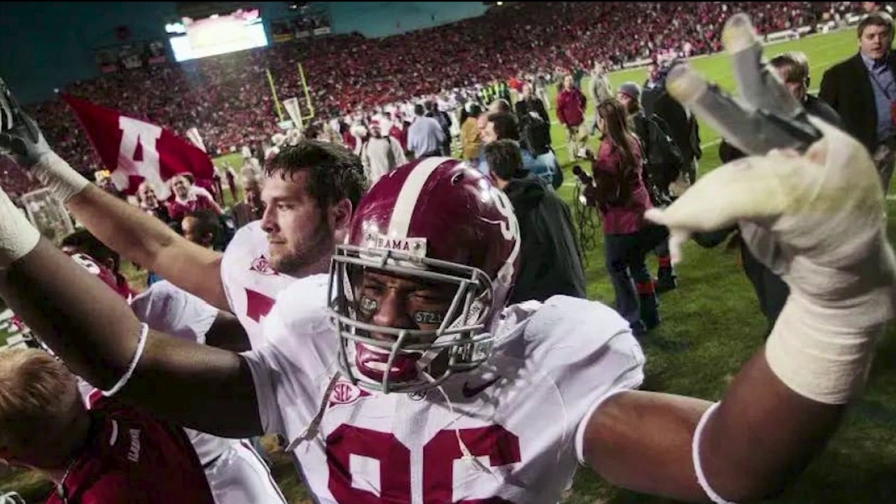 Former 'Bama star to plead guilty in fraud