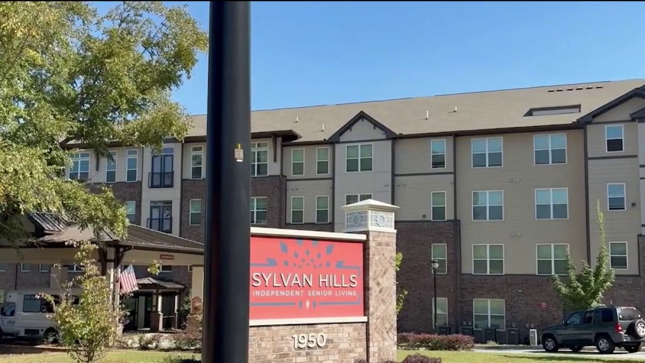 Burglar targets closet safe while resident sees doctor