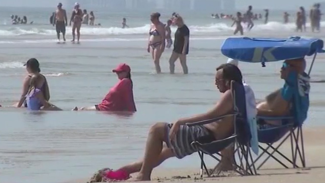 Restaurants hoping for boost after holiday weekend