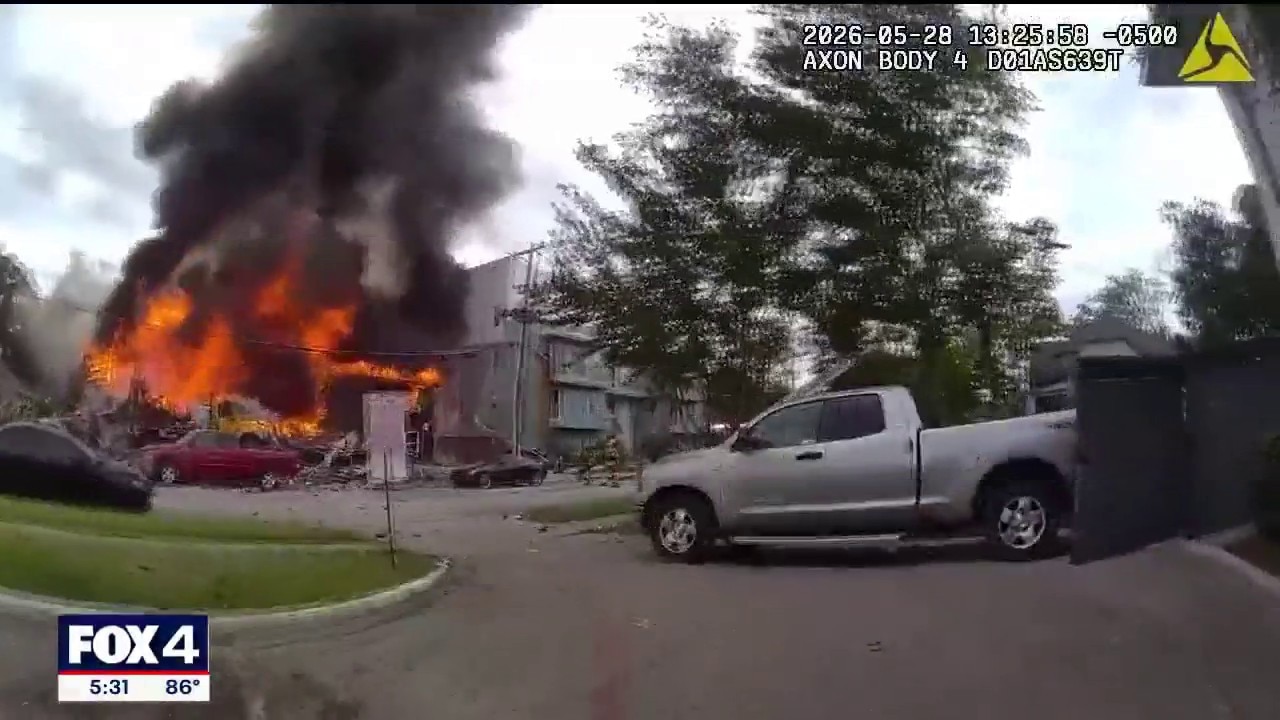 Dallas officers reflect on apartment explosion scene