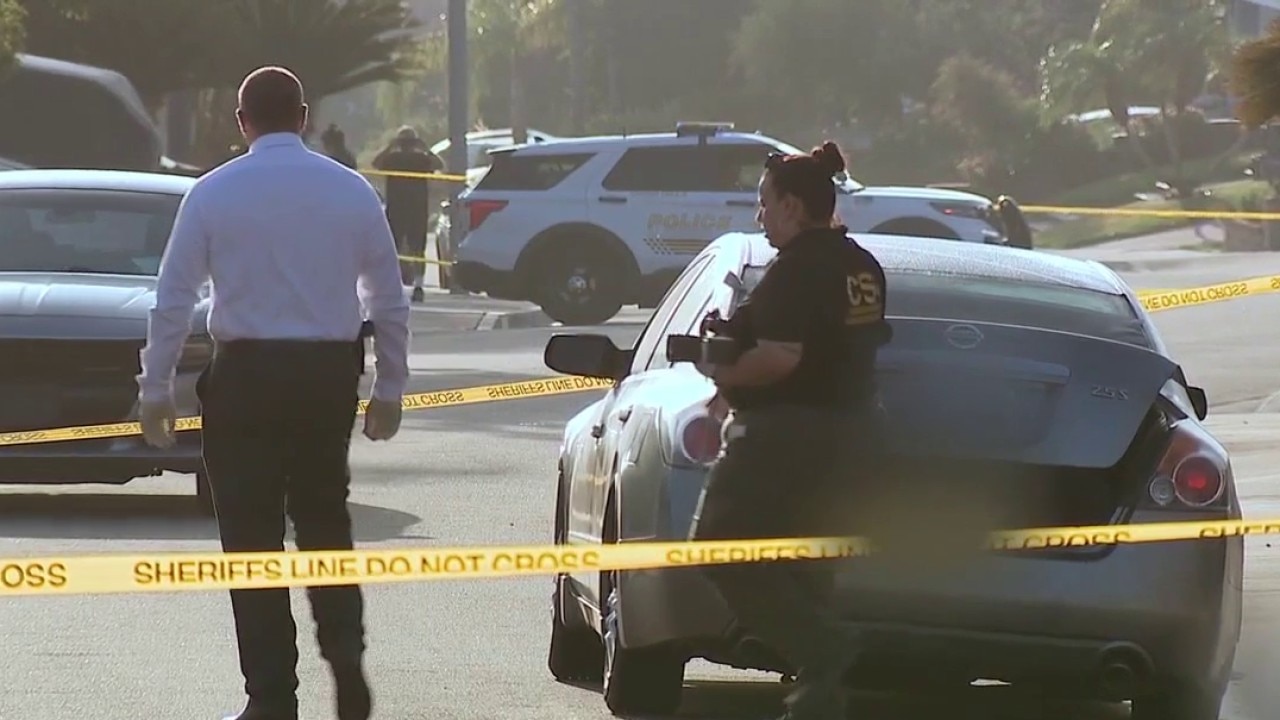 Deputies fatally shoot suspect after he shoots person in car trunk
