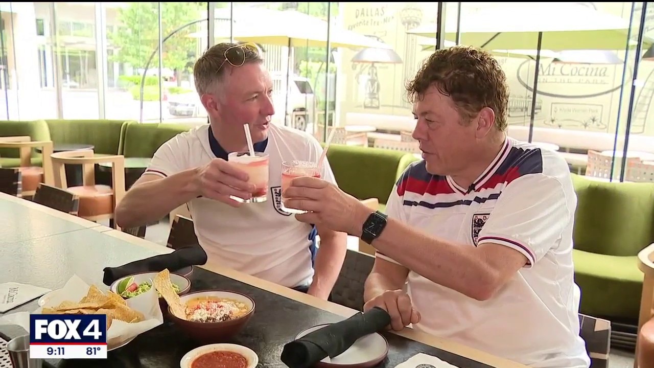 England superfans try Tex-Mex during World Cup trip