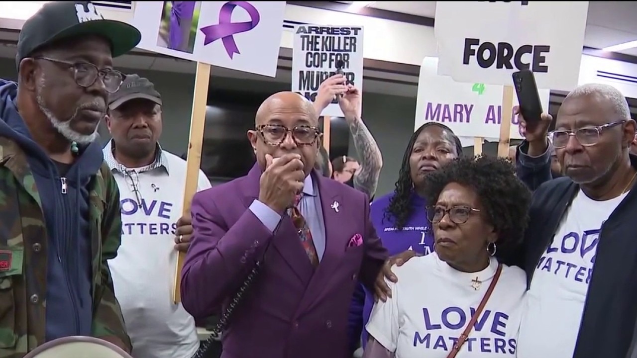 Mundelein meeting canceled as protesters demand firing of officer in Mary Alice Love shooting