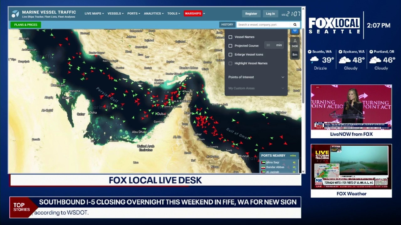 Strait of Hormuz 'completely open' says Iran foreign minister