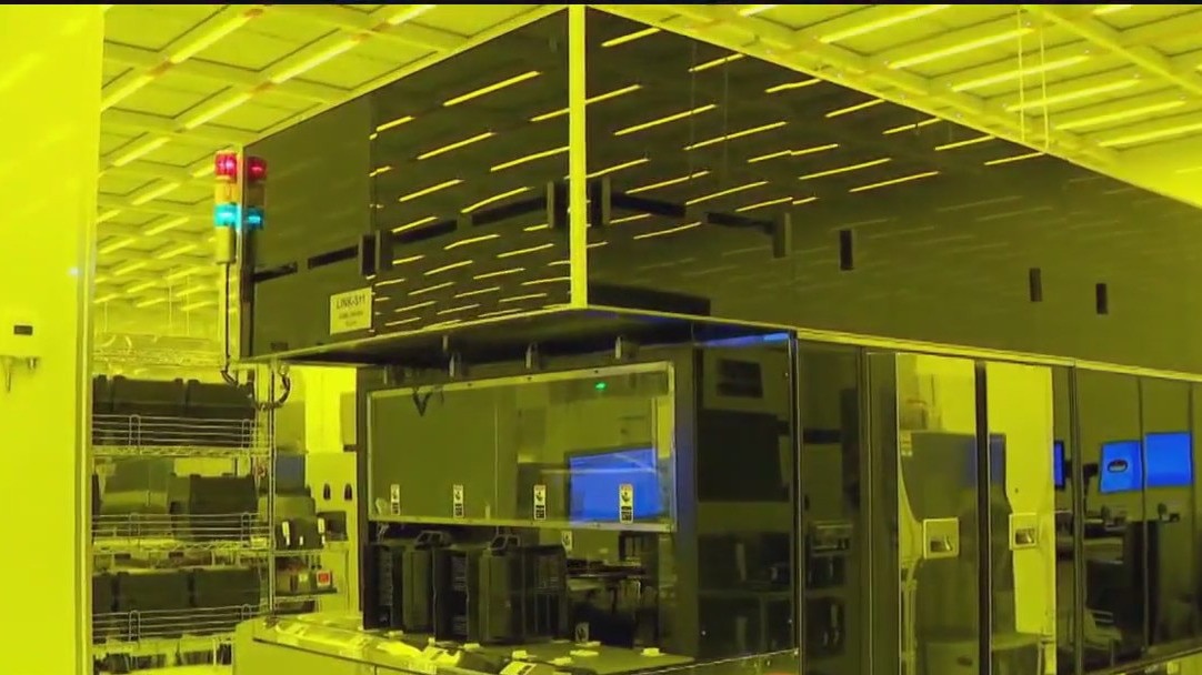 Gov. Walz touts microchip investment