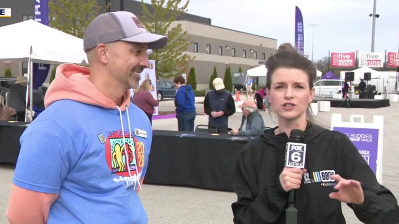 Best Buddies Friendship Walk in Oconomowoc
