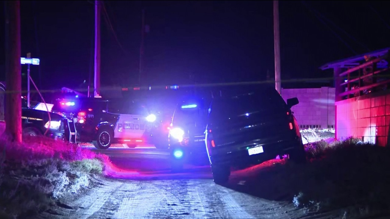 Shooting, barricade in Queen Creek leaves suspect dead