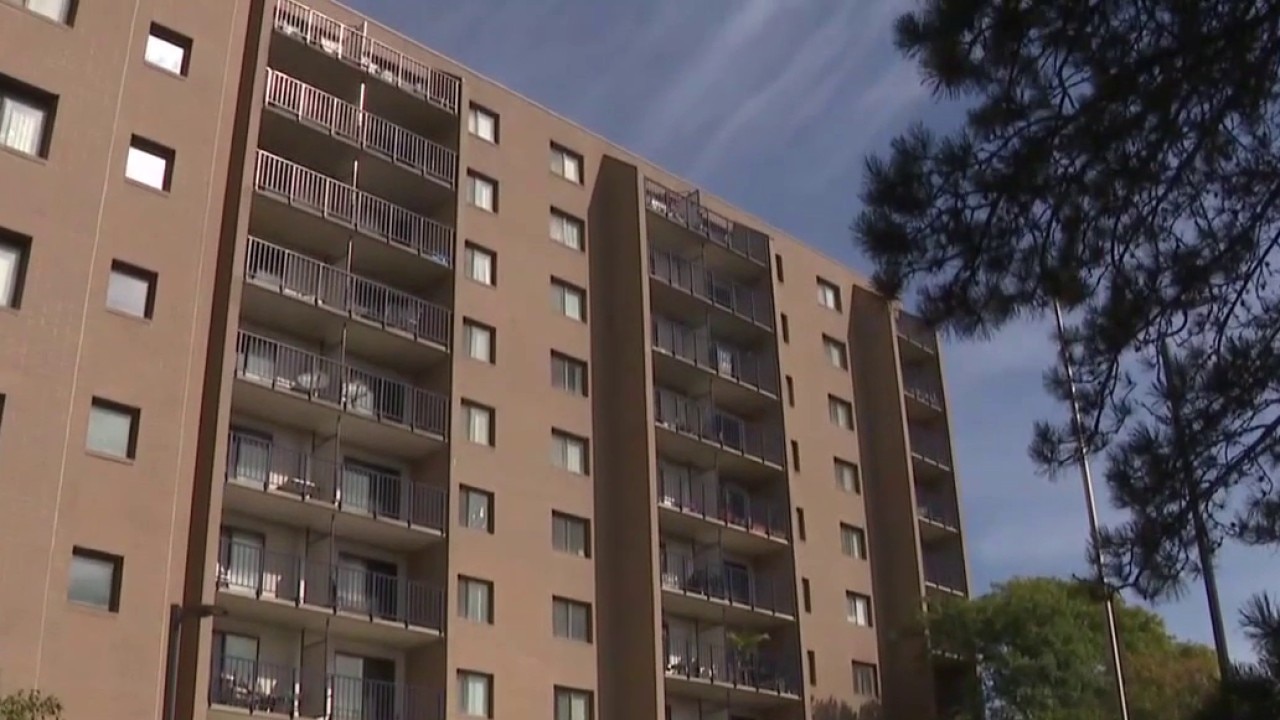 Detroit senior residents complain about broken elevator and bed bugs