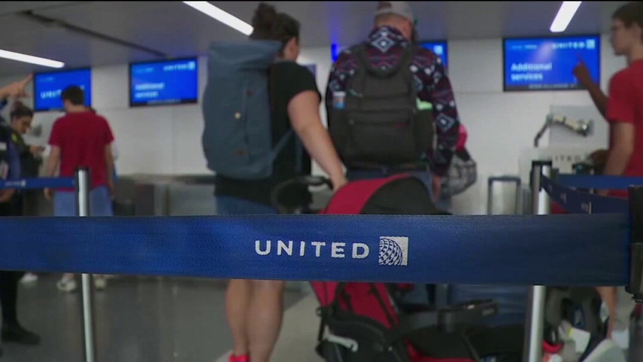 United Airlines investigating worker who threatened to call ICE on passenger at SFO