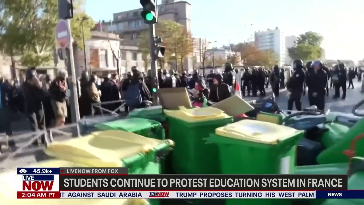 Students continue education protests in France 
