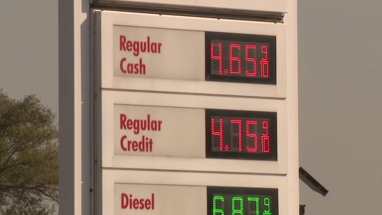 Metro Detroit gas prices jump 32 cents in a week