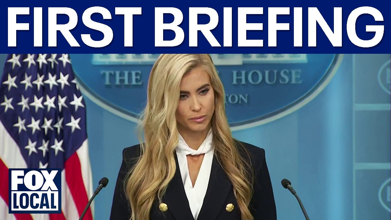 Trump's new press secretary makes her debut