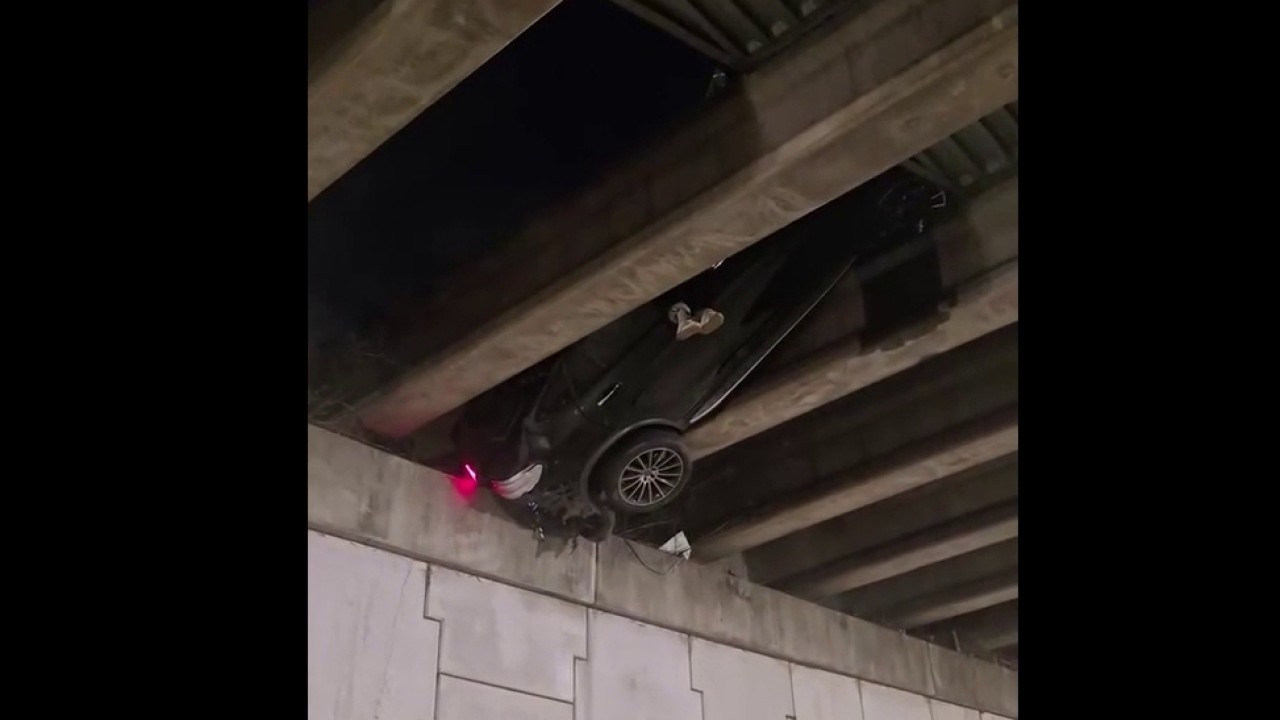 Viral: Video of car stuck in I-20 overpass goes viral