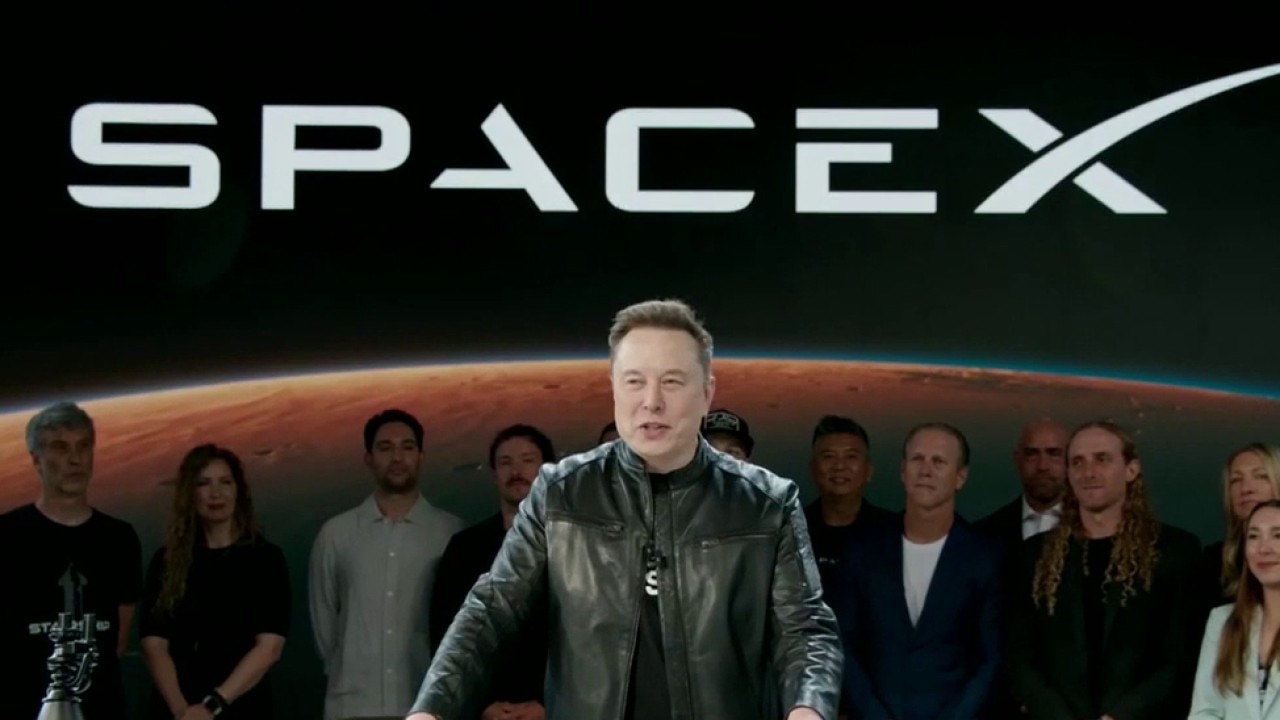 Elon Musk becomes world's first trillionaire