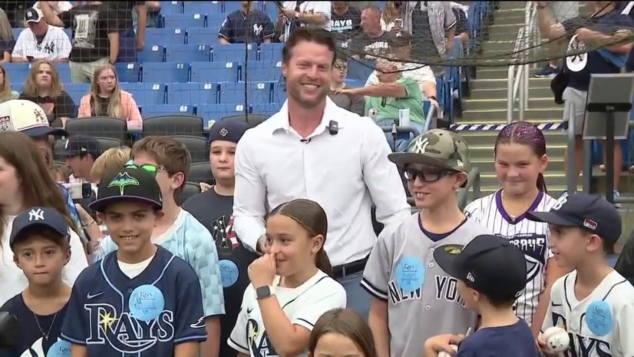 Former Ray Brett Phillips returns to the team