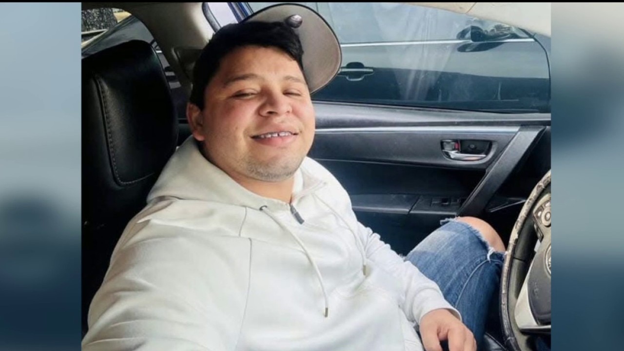Venezuelan man shot by ICE agents returned to hospital due to bullet remaining near spine