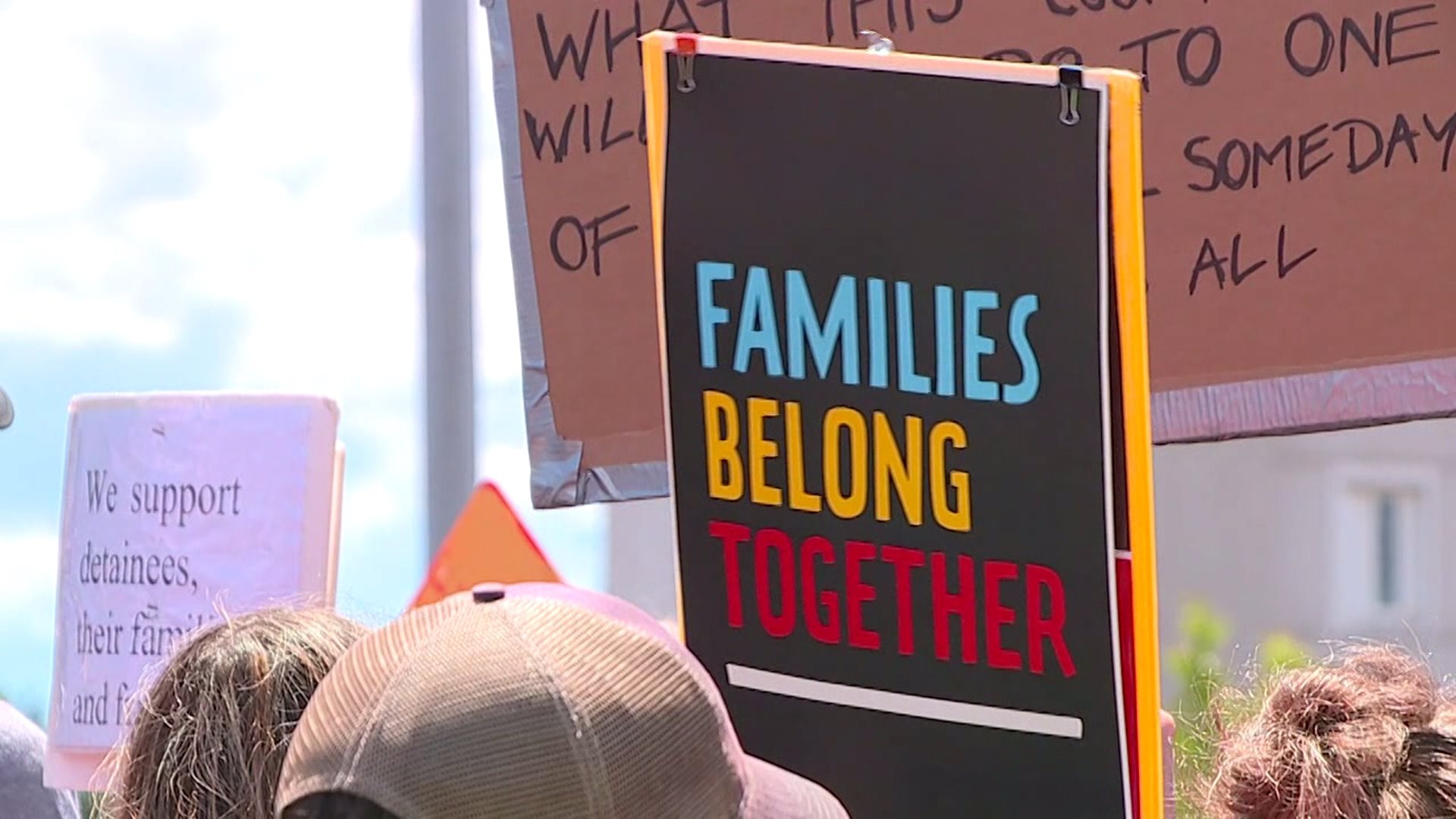 Hundreds rally for immigrants separated from families in SeaTac