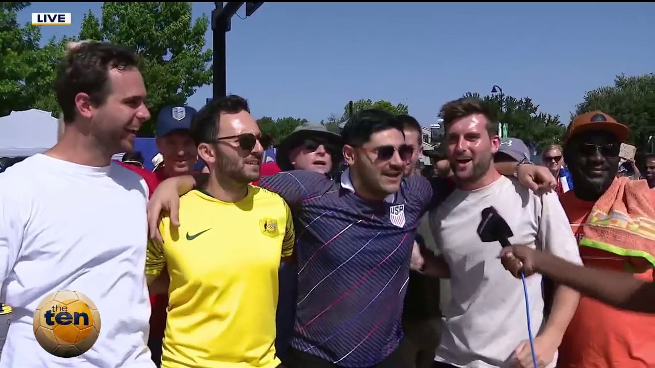 Australia fans chant for FOX 4's Tisia Muzinga