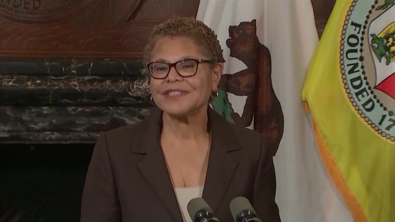 Mayor Bass' brother suing LA over burned down Malibu home