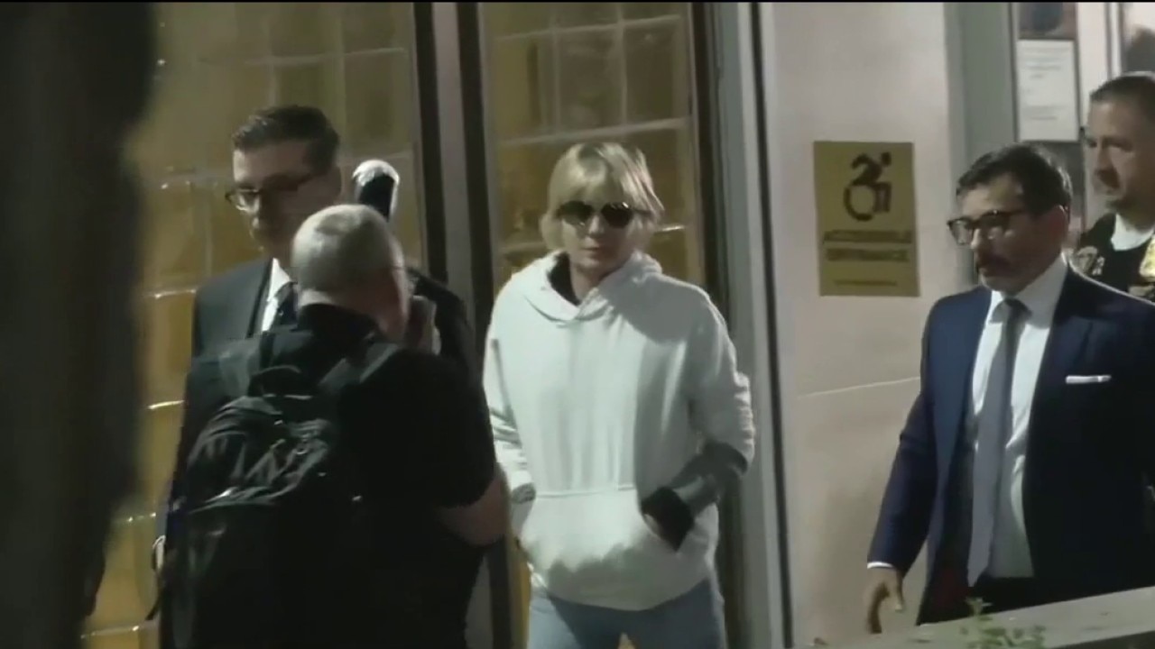 TMZ: New details emerge in Selma Blair arrest; 'Breaking Bad' actor RJ Mitte dies