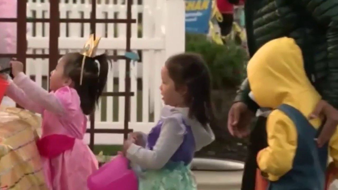 Trick-or-treating safety reminders