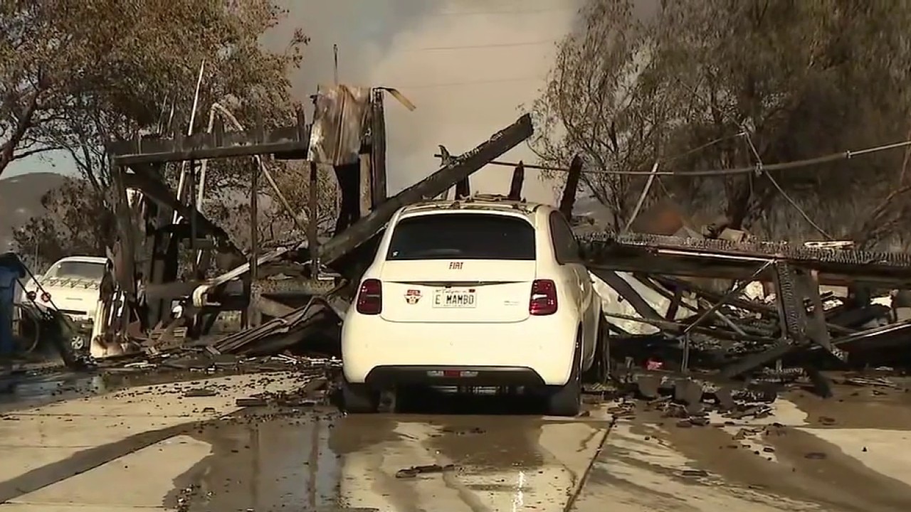 Home burns down in Sandy Fire