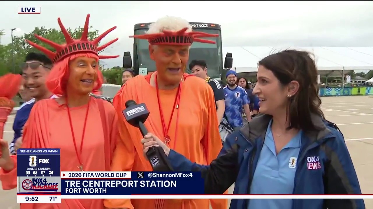 World Cup: Japan-Netherlands fans hop on bus to stadium 