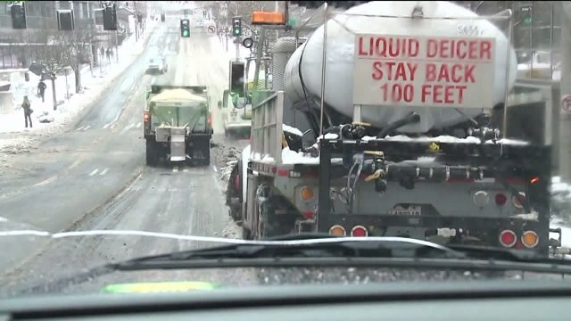 Pierce County crews to plow, spread deicer on roads